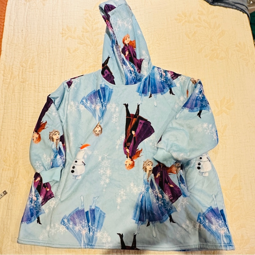 Disney Frozen II Plush Blue Hooded Poncho